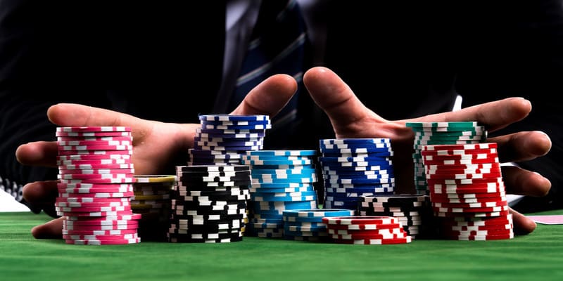 Poker online là gì?